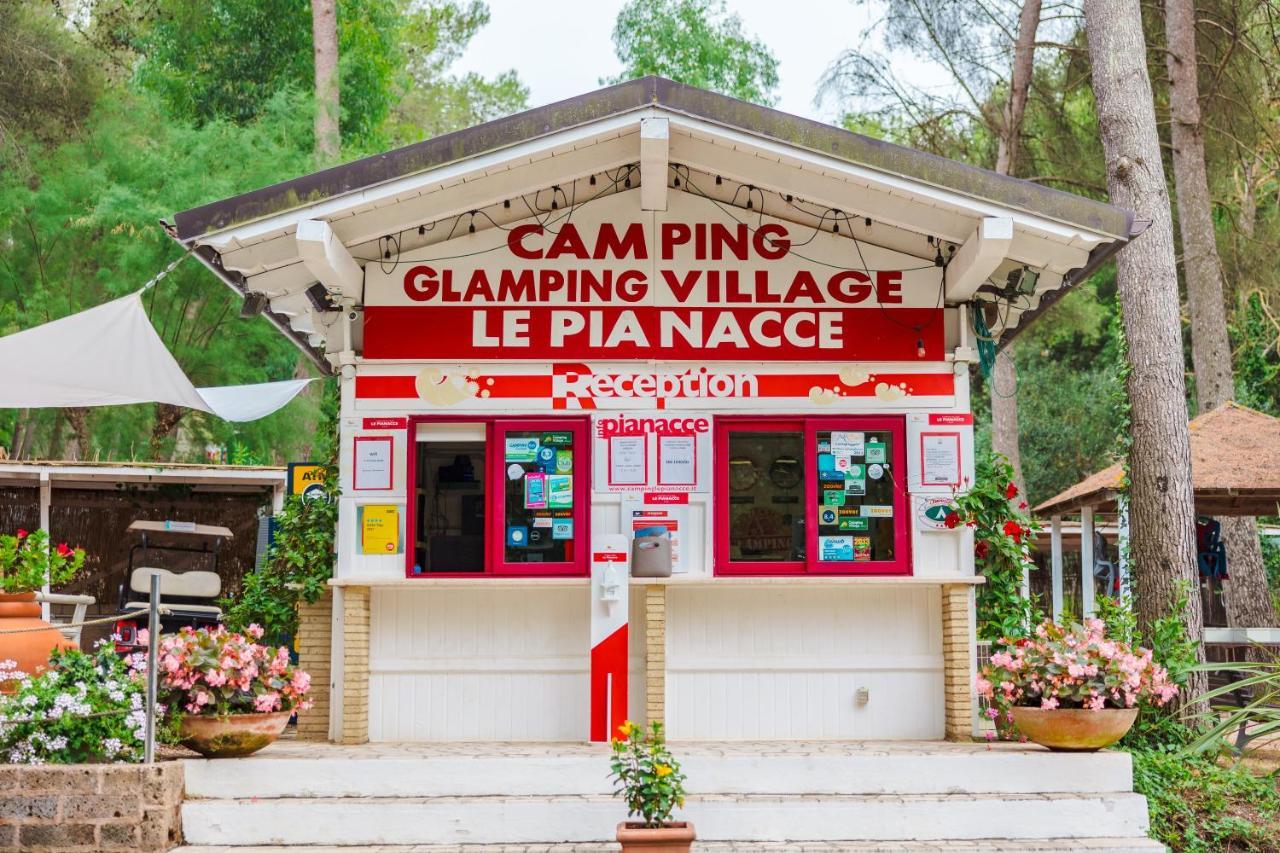 Le Pianacce Camping Village Castagneto Carducci Exteriör bild