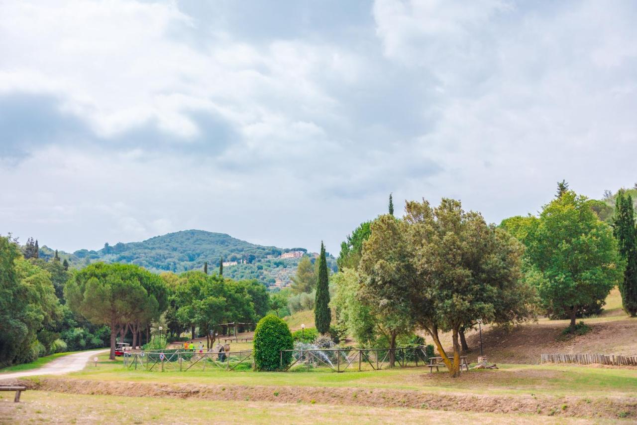 Le Pianacce Camping Village Castagneto Carducci Exteriör bild
